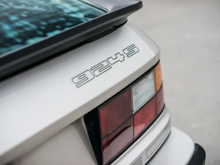 1987 Porsche 924 S - Image 7 of 23