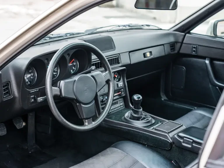 1987 Porsche 924 S - Image 5 of 23