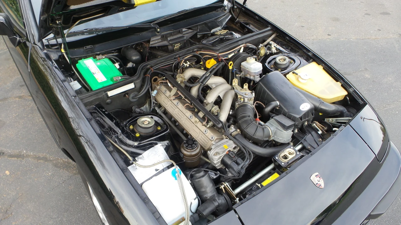 1987 Porsche 924 S - Image 5 of 31