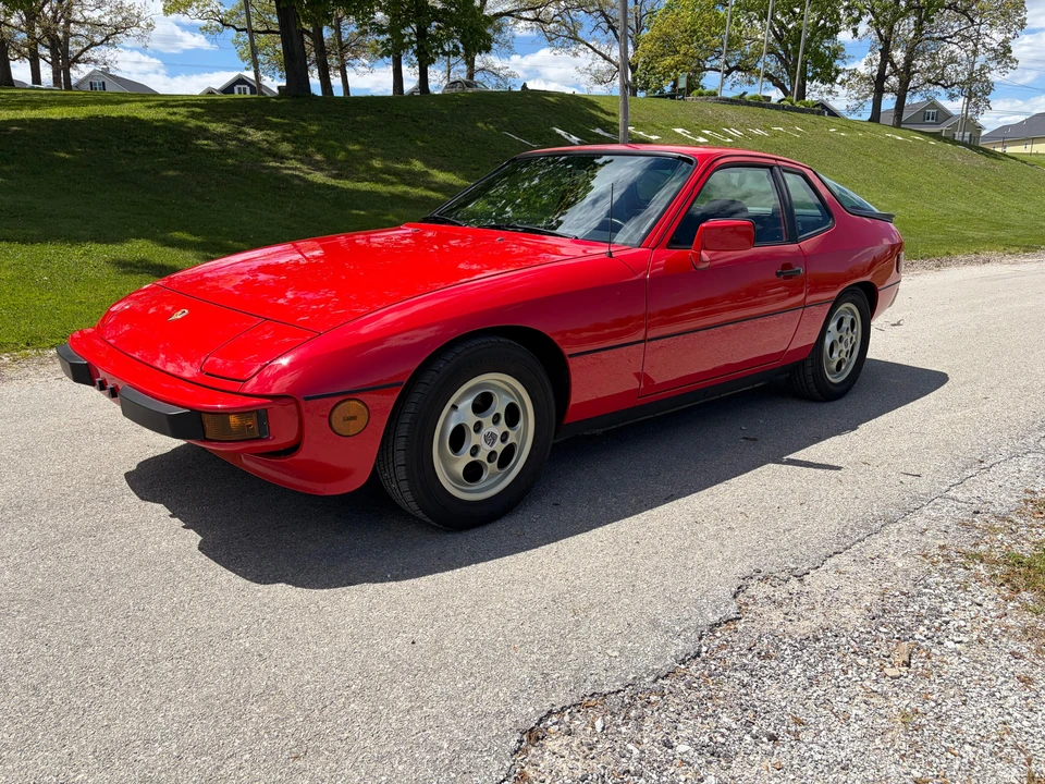 1987 Porsche 924 S - Image 8 of 31