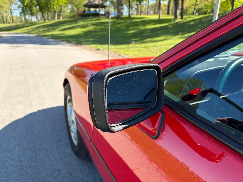 1987 Porsche 924 S - Image 16 of 31