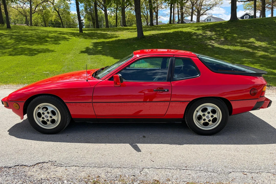 1987 Porsche 924 S - Image 3 of 31