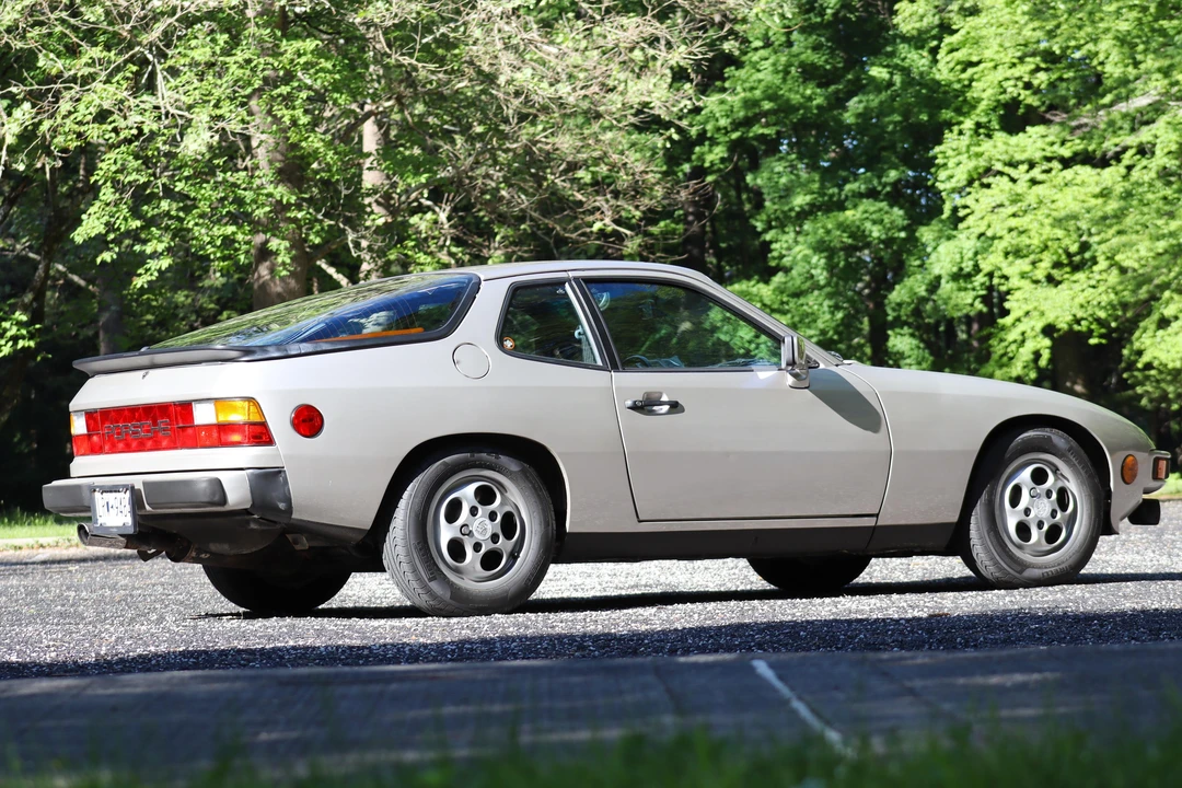 1987 Porsche 924 S - Image 11 of 31