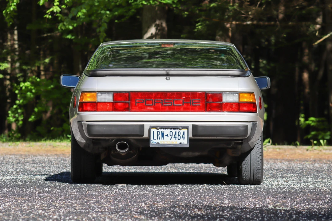 1987 Porsche 924 S - Image 5 of 31