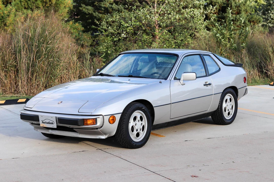 1987 Porsche 924 S - Image 12 of 31