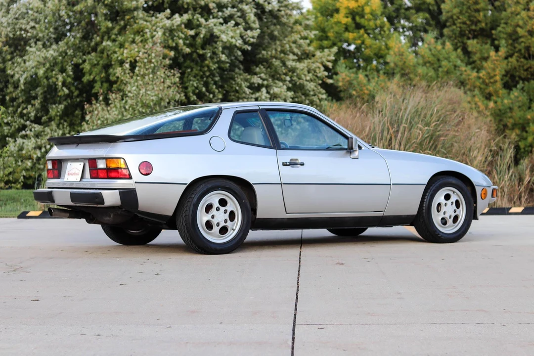1987 Porsche 924 S - Image 30 of 31