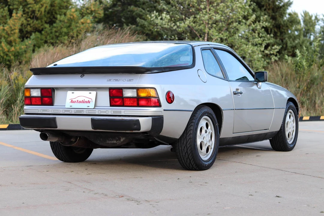 1987 Porsche 924 S - Image 4 of 31