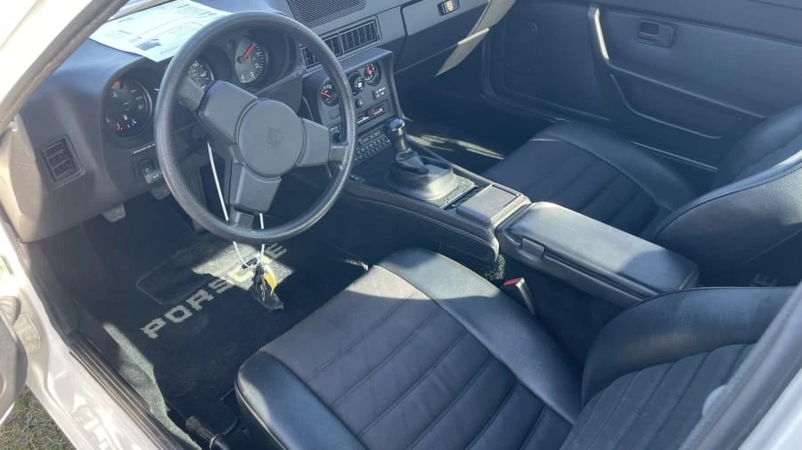 1987 Porsche 924 S - Image 4 of 12
