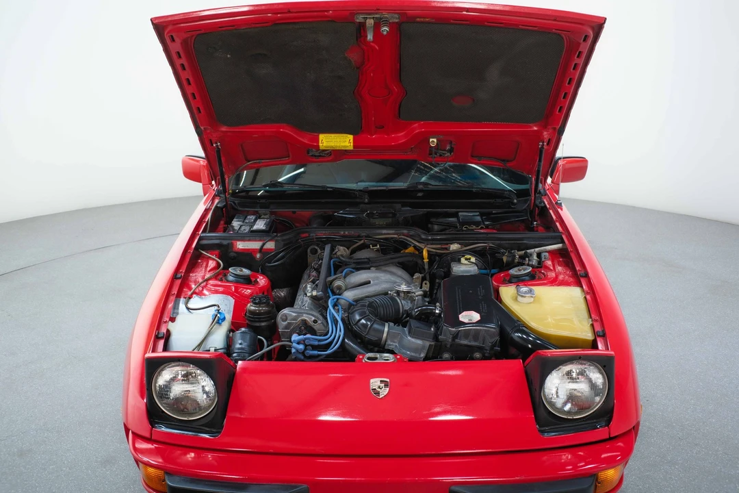 1987 Porsche 924 - Image 11 of 21