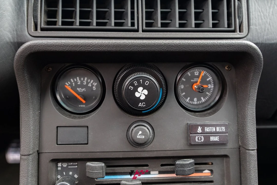 1987 Porsche 924 S - Image 9 of 31