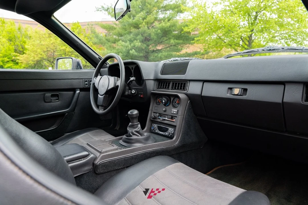 1987 Porsche 924 S - Image 8 of 31