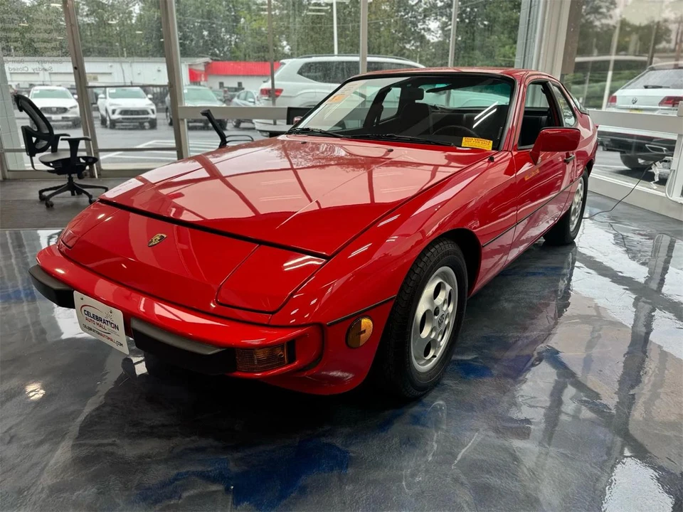 1987 Porsche 924 S - Image 6 of 18