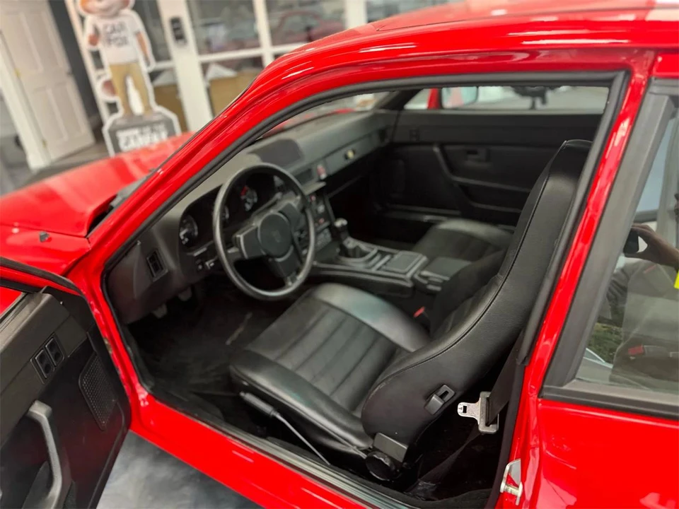 1987 Porsche 924 S - Image 15 of 18