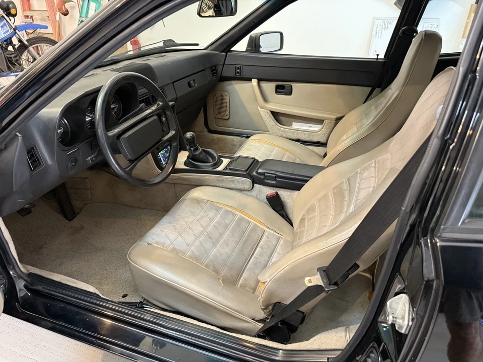 1987 Porsche 924 - Image 11 of 21