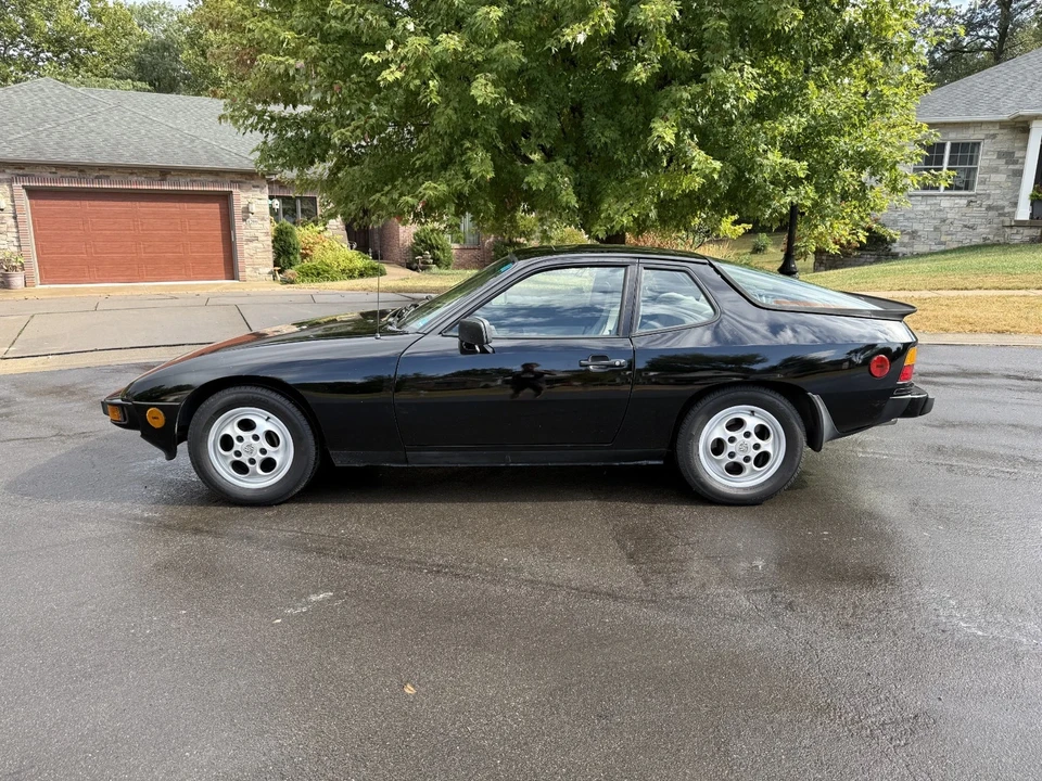 1987 Porsche 924 - Image 3 of 21