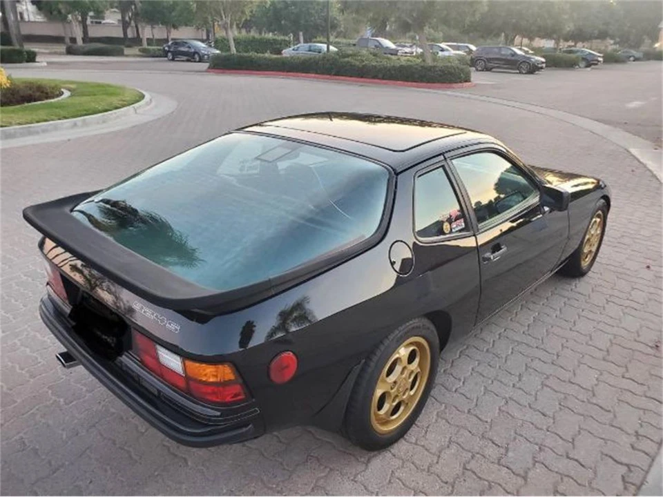 1987 Porsche 924 S - Image 2 of 24