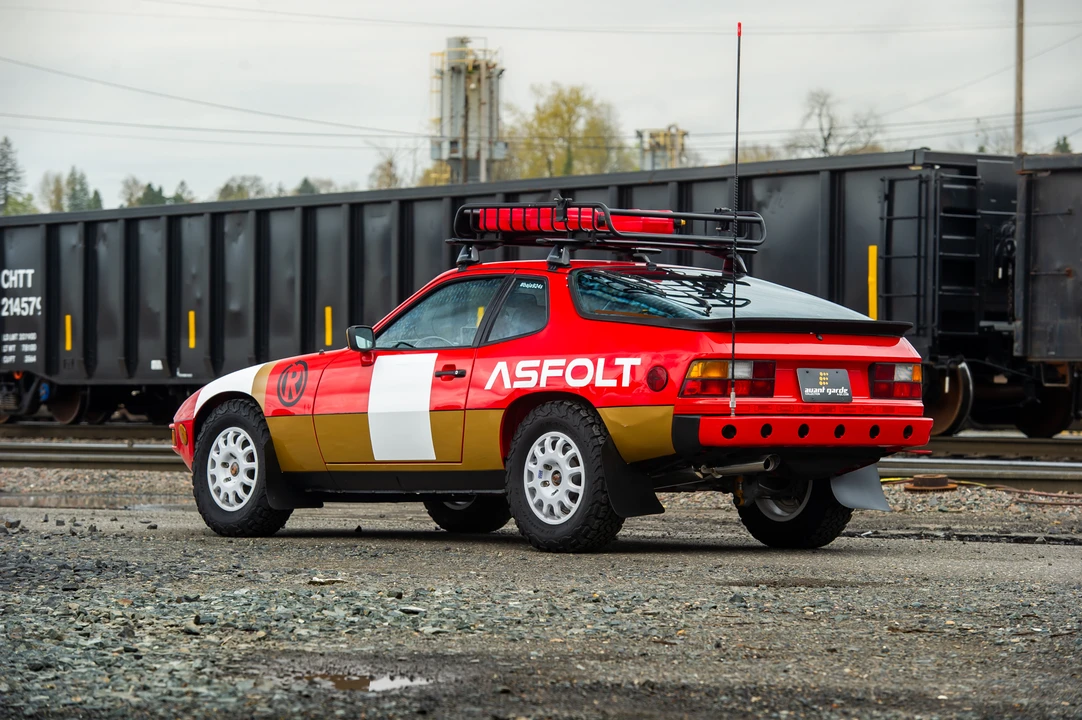 1987 Porsche 924 S - Image 14 of 31
