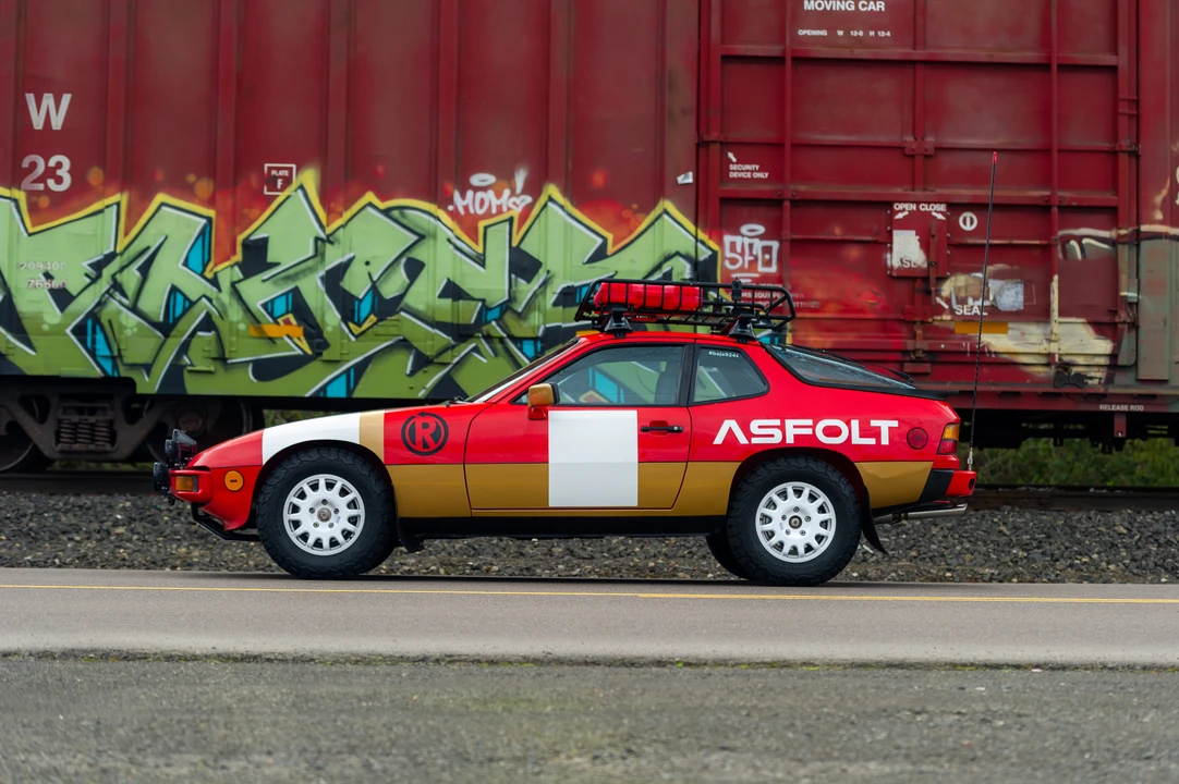 1987 Porsche 924 S - Image 11 of 31