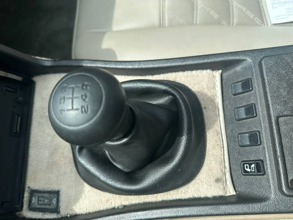1987 Porsche 924 S - Image 21 of 24