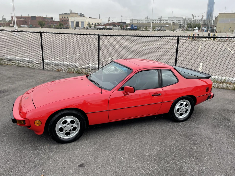 1987 Porsche 924 S - Image 19 of 31