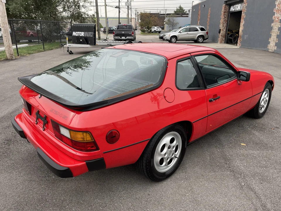 1987 Porsche 924 S - Image 11 of 31