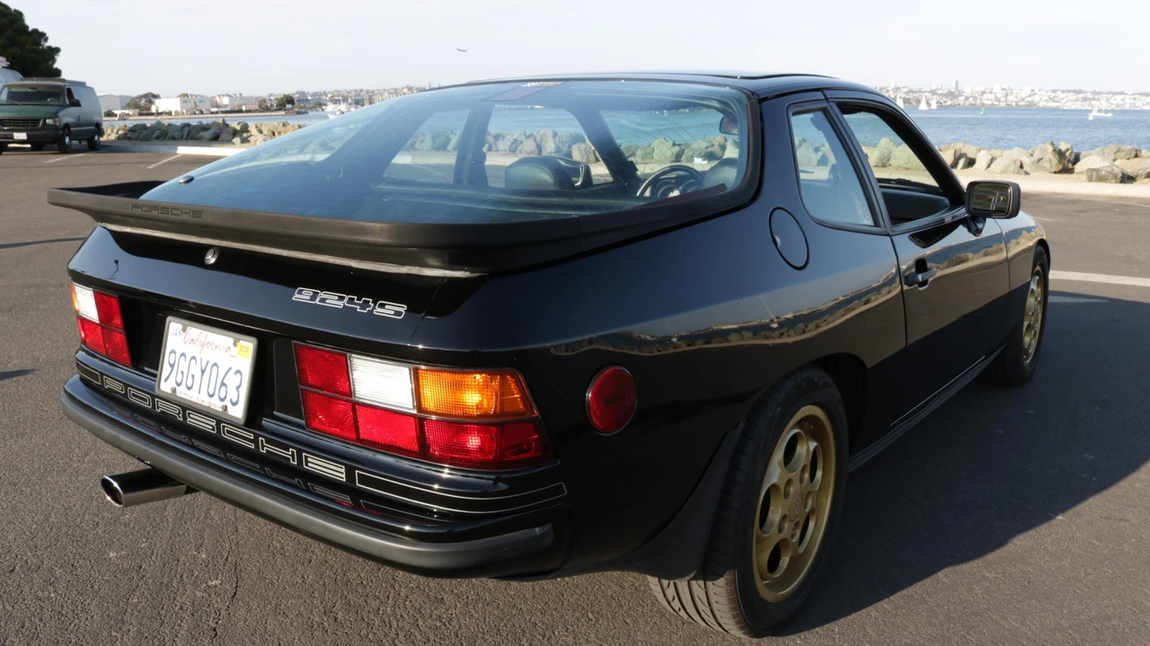 1987 Porsche 924 S - Image 27 of 31