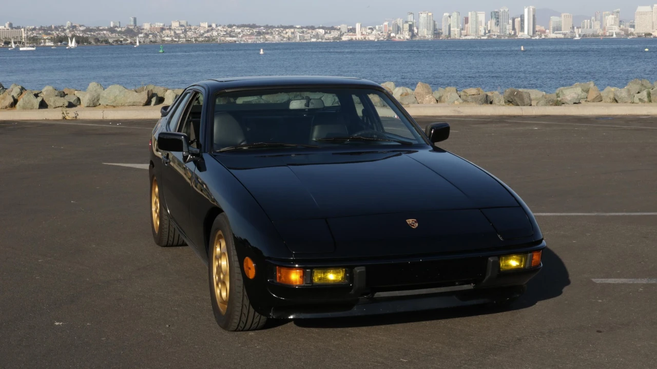 1987 Porsche 924 S - Image 7 of 31