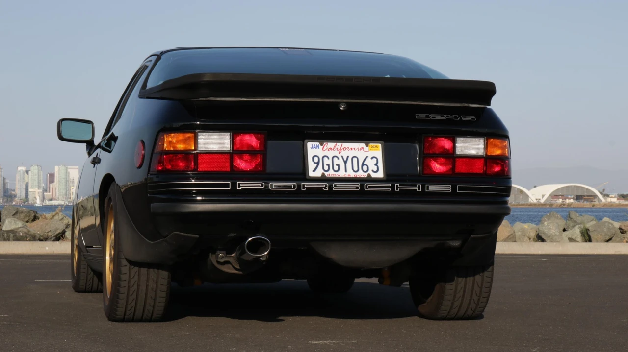 1987 Porsche 924 S - Image 25 of 31