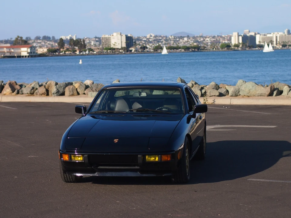 1987 Porsche 924 S - Image 11 of 31