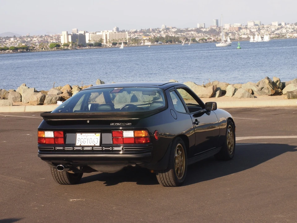 1987 Porsche 924 S - Image 26 of 31