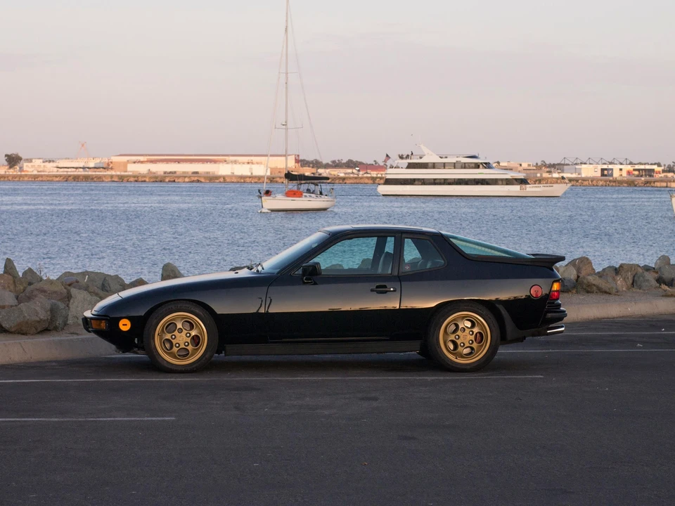 1987 Porsche 924 S - Image 13 of 31