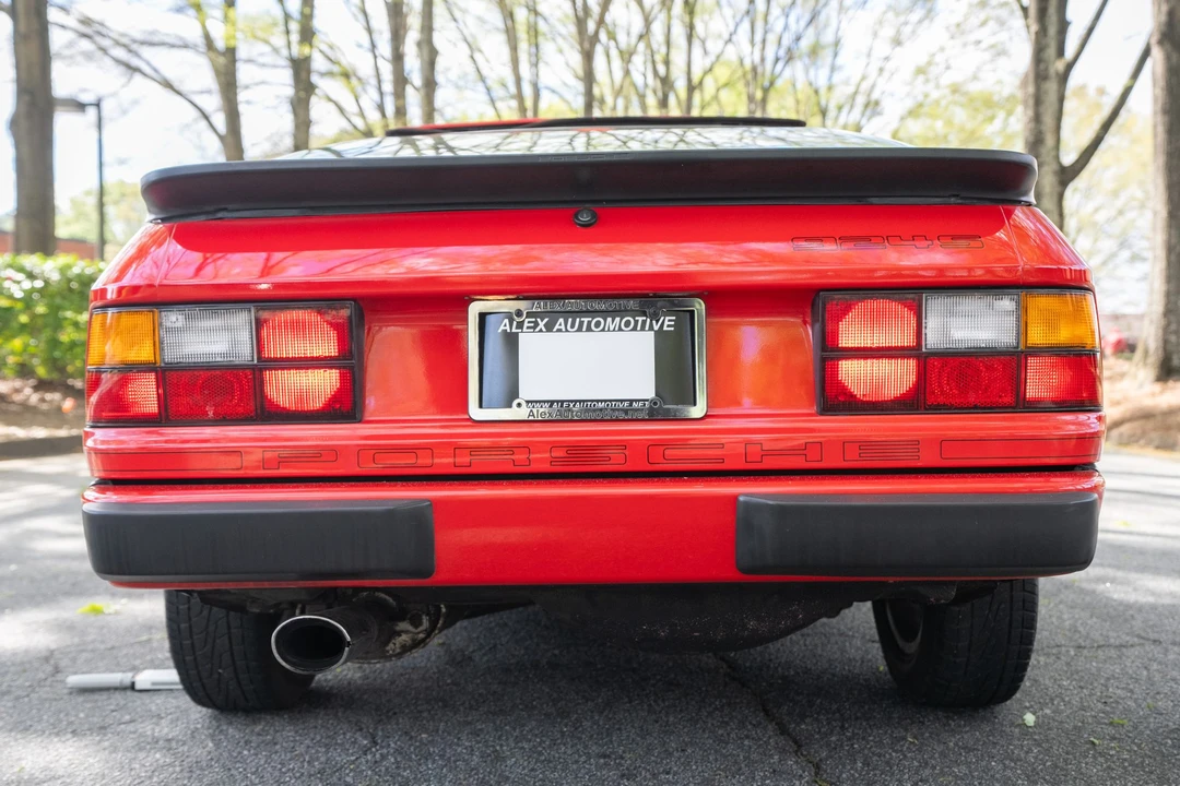 1987 Porsche 924 S - Image 12 of 31