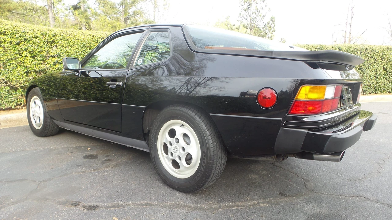 1987 Porsche 924 S - Image 15 of 31