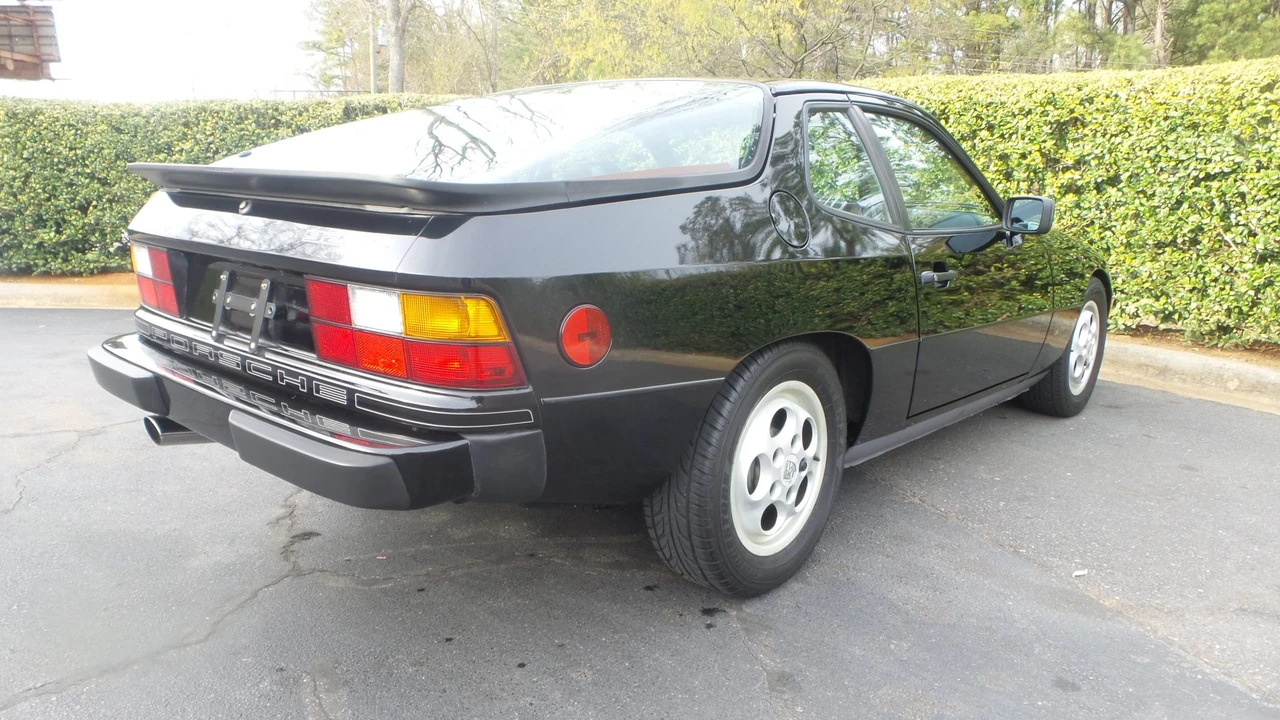 1987 Porsche 924 S - Image 11 of 31