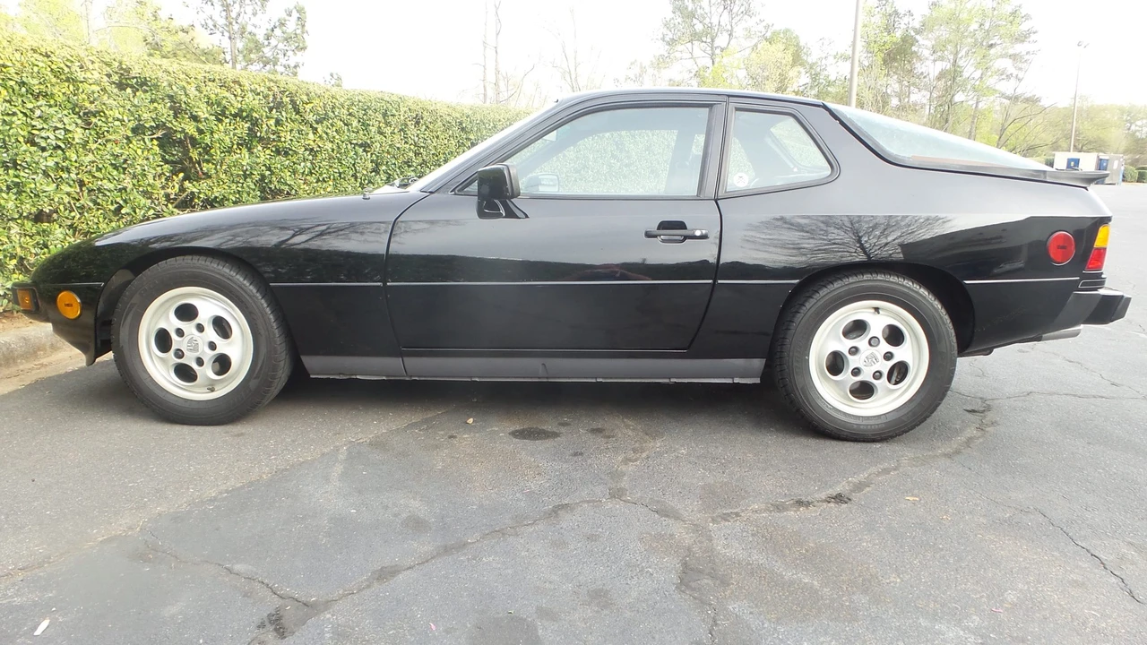 1987 Porsche 924 S - Image 17 of 31
