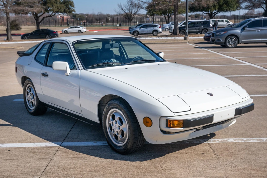 1987 Porsche 924 S - Image 1 of 31