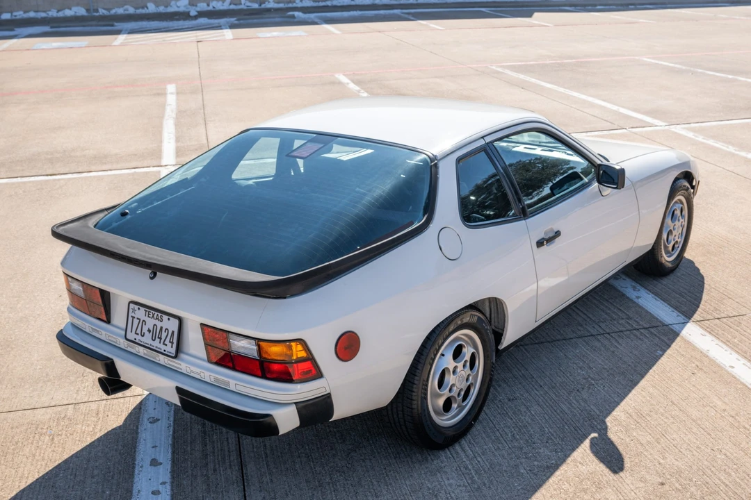 1987 Porsche 924 S - Image 7 of 31