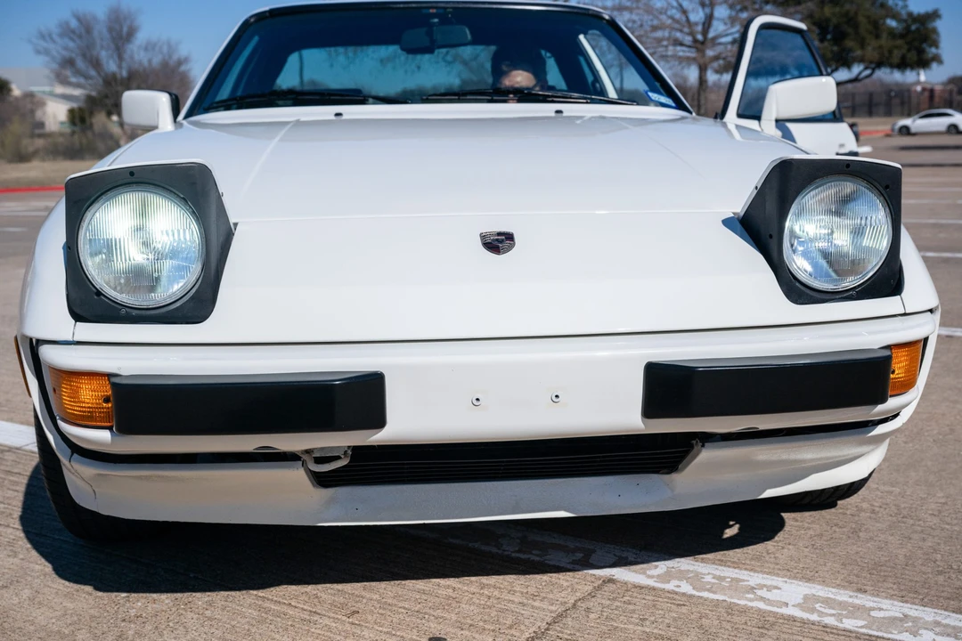 1987 Porsche 924 S - Image 12 of 31