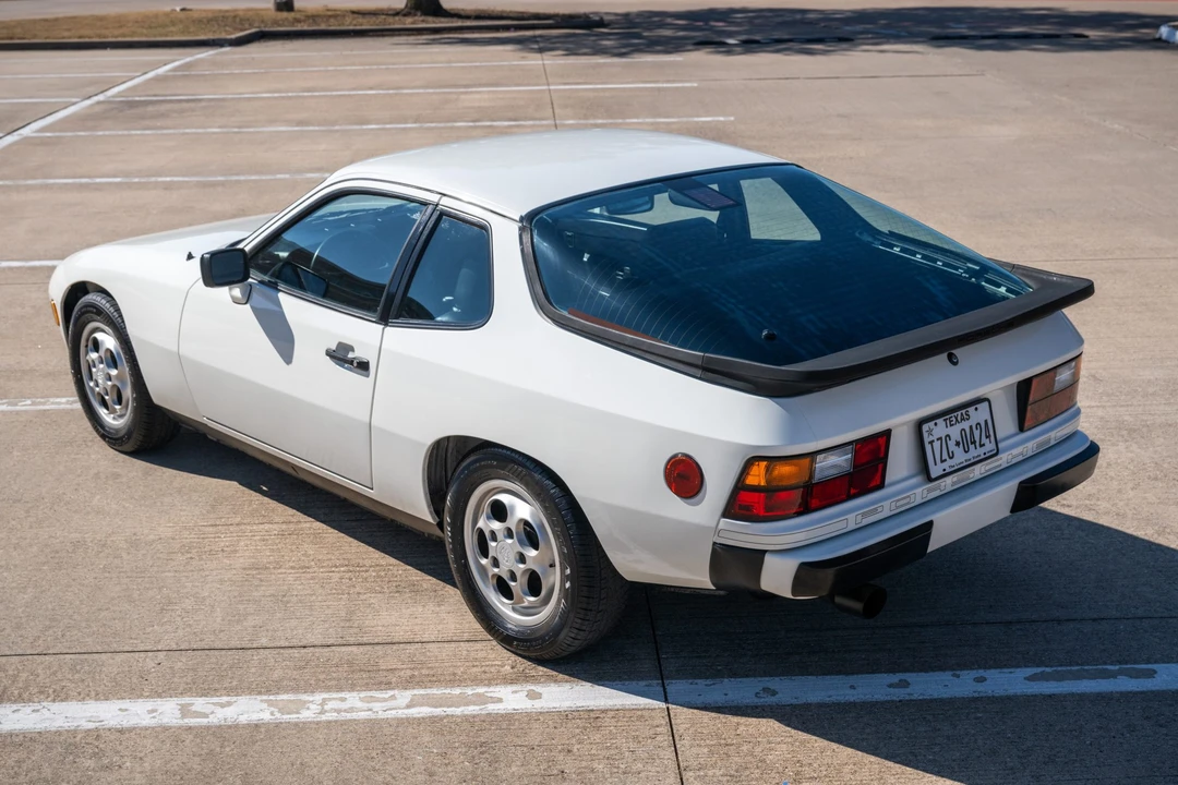 1987 Porsche 924 S - Image 9 of 31