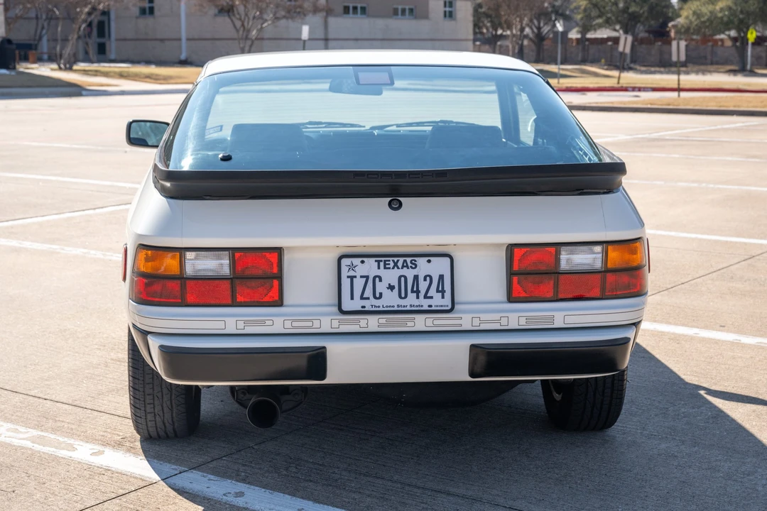 1987 Porsche 924 S - Image 8 of 31