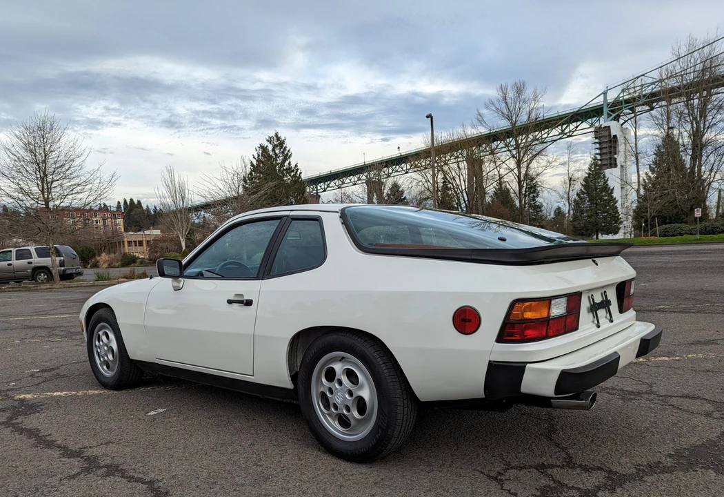 1987 Porsche 924 S - Image 15 of 31