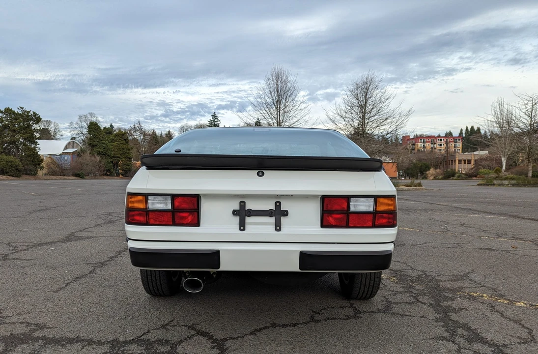 1987 Porsche 924 S - Image 12 of 31