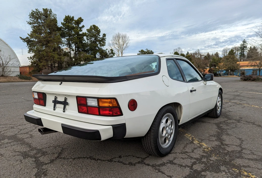 1987 Porsche 924 S - Image 11 of 31