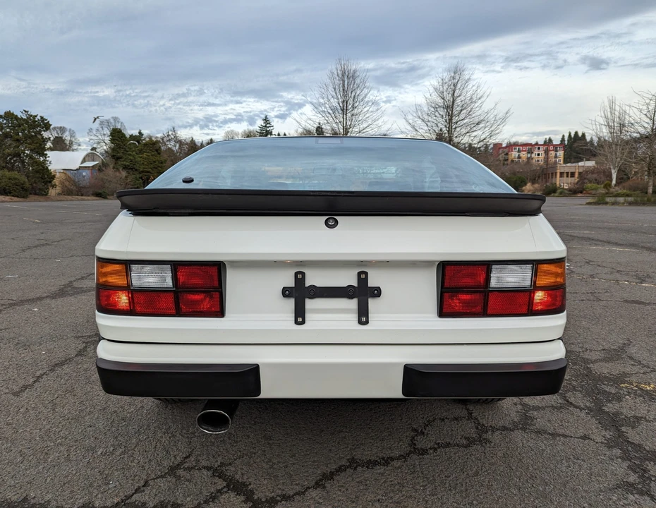 1987 Porsche 924 S - Image 13 of 31
