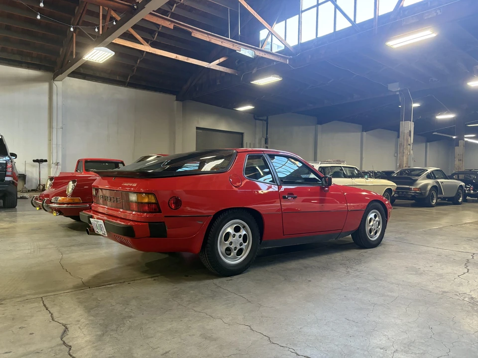 1987 Porsche 924 S - Image 12 of 31
