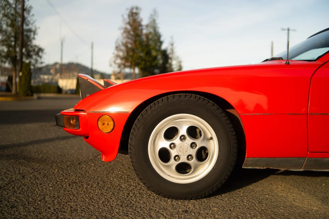1987 Porsche 924 S - Image 18 of 31