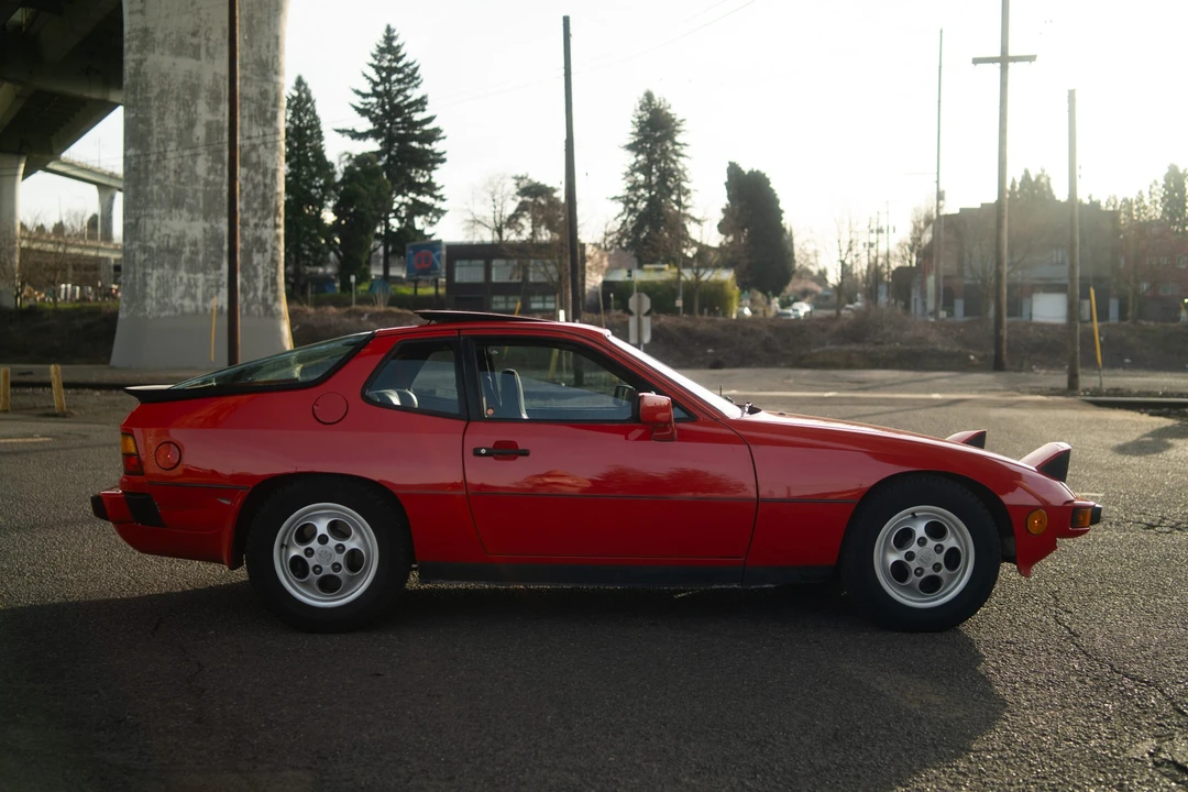 1987 Porsche 924 S - Image 4 of 31