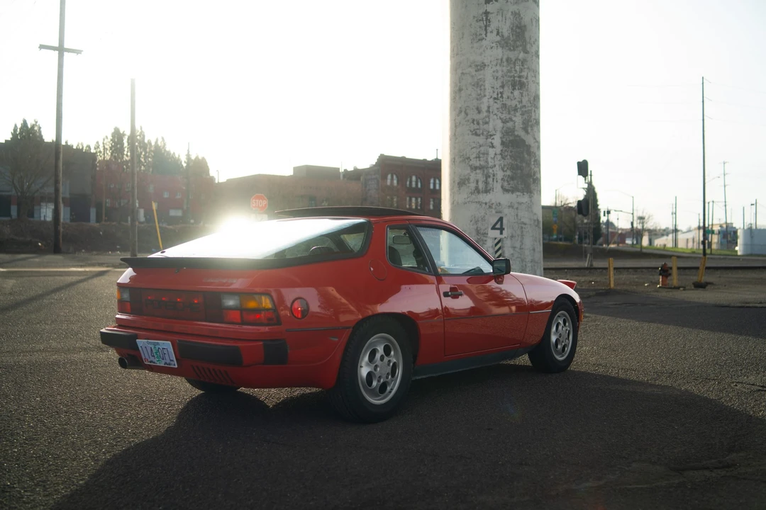 1987 Porsche 924 S - Image 5 of 31