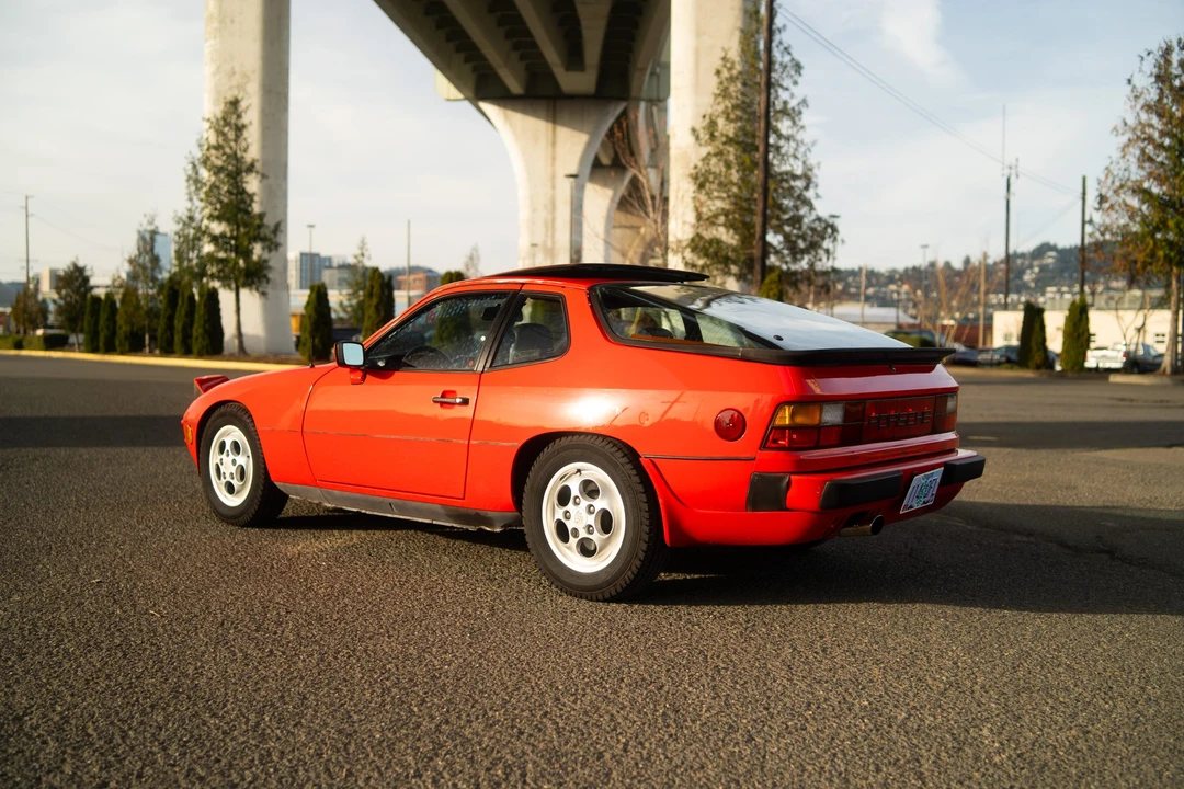 1987 Porsche 924 S - Image 7 of 31