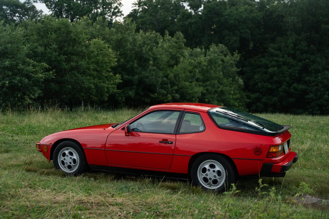 1987 Porsche 924 S - Image 9 of 31
